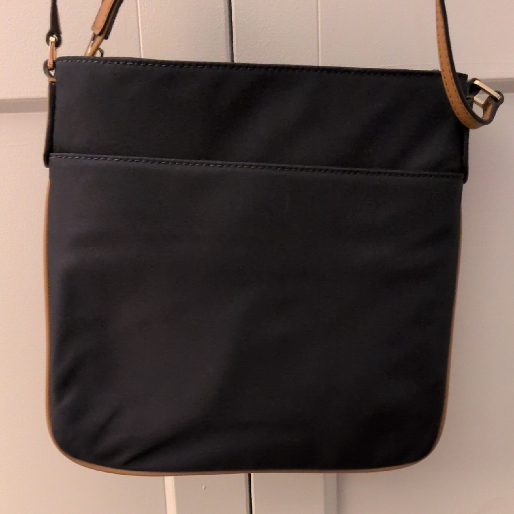 Michael Kors Navy Blue Cross Body Bag with Gold Details NWOT - Picture 6 of 16